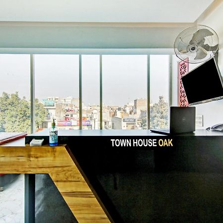 Super Townhouse Geetanjali Inn Γκουργκάον Εξωτερικό φωτογραφία