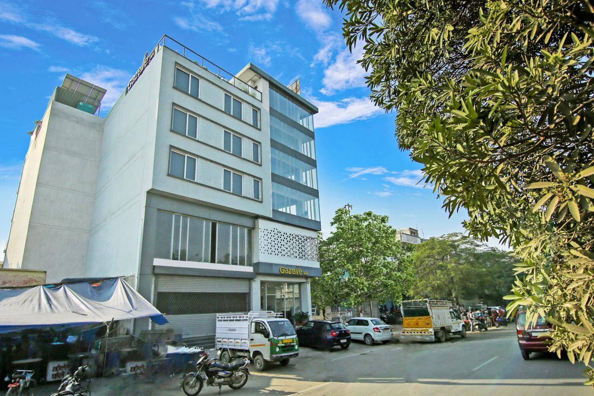 Super Townhouse Geetanjali Inn Γκουργκάον Εξωτερικό φωτογραφία