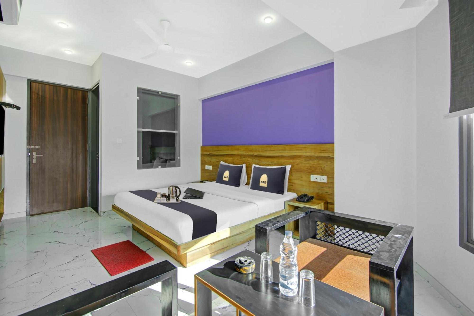 Super Townhouse Geetanjali Inn Γκουργκάον Εξωτερικό φωτογραφία
